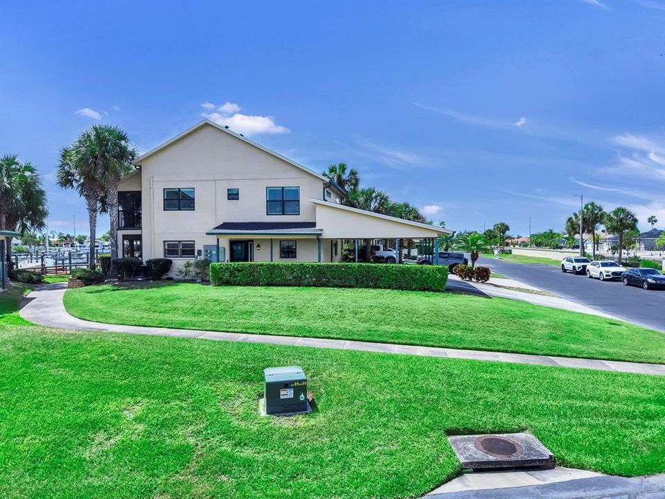 На продажу: $525,000 (3 спален, 2 ванн, 1700 Квадратных фут)