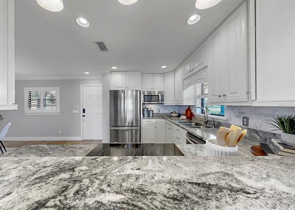 На продажу: $525,000 (3 спален, 2 ванн, 1700 Квадратных фут)