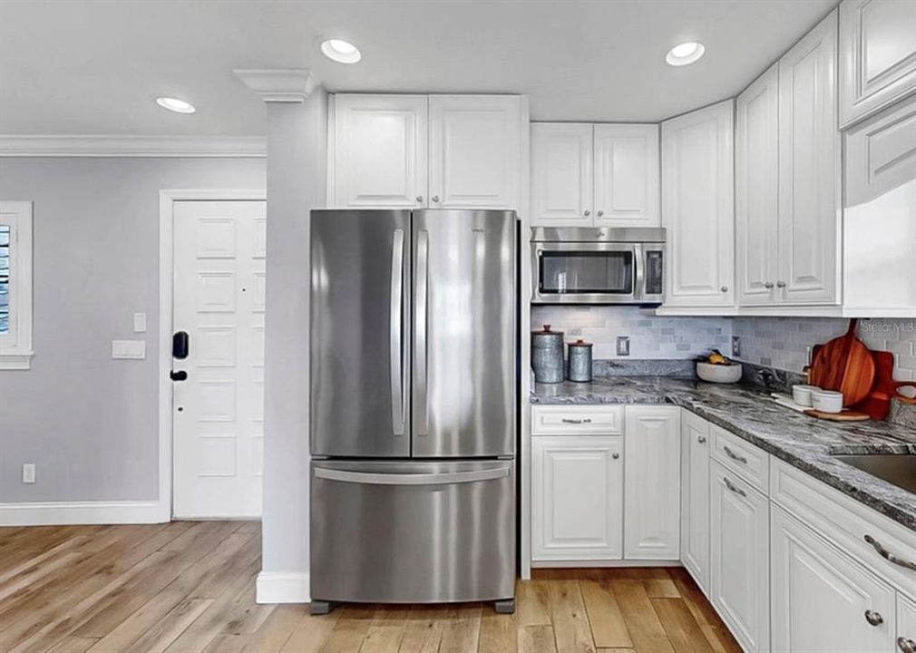 На продажу: $525,000 (3 спален, 2 ванн, 1700 Квадратных фут)