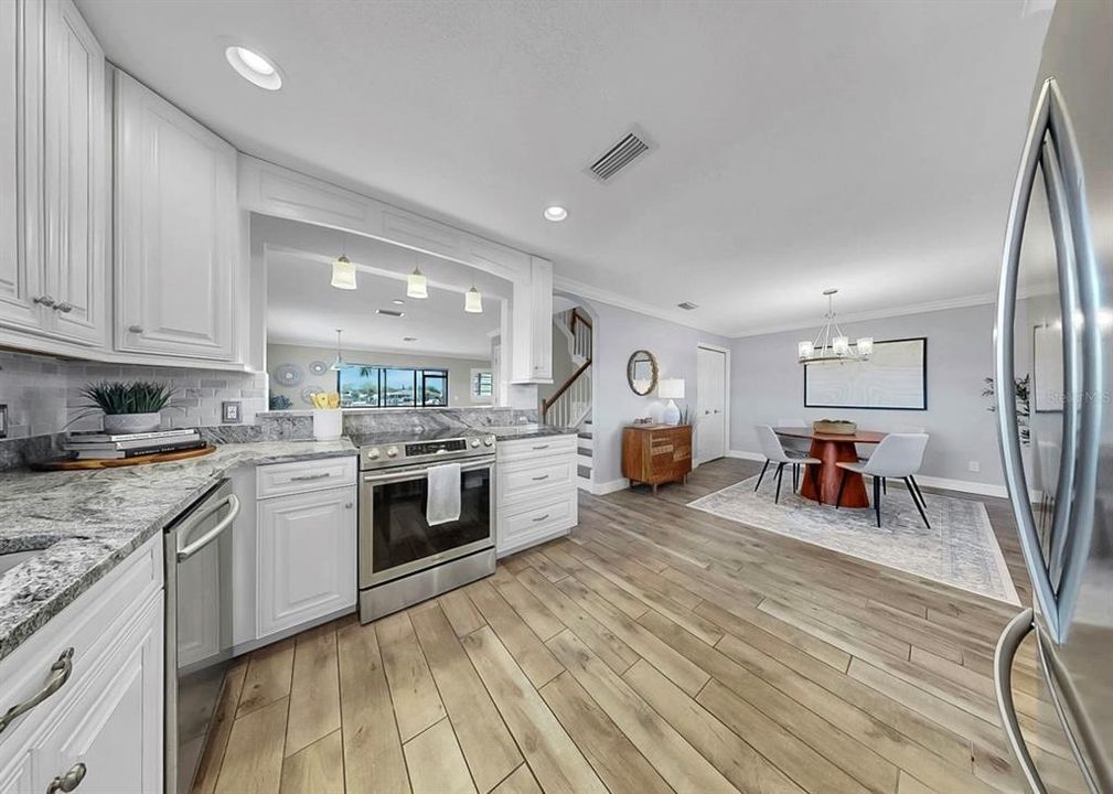 На продажу: $525,000 (3 спален, 2 ванн, 1700 Квадратных фут)