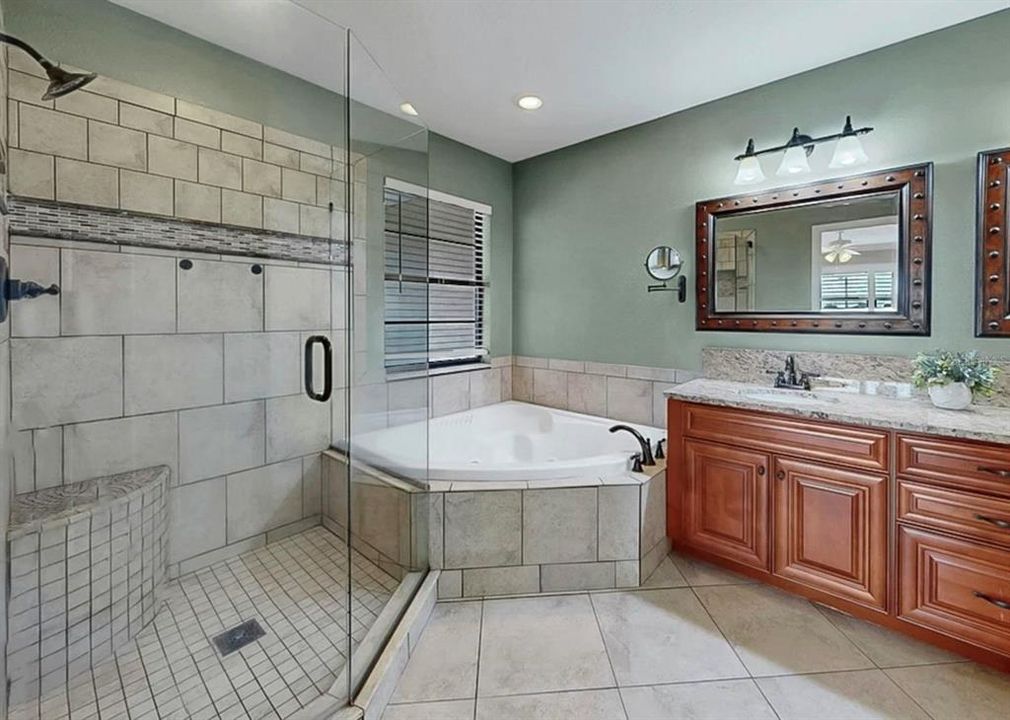 На продажу: $525,000 (3 спален, 2 ванн, 1700 Квадратных фут)