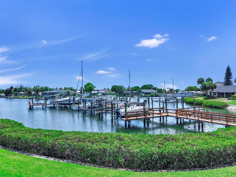 На продажу: $525,000 (3 спален, 2 ванн, 1700 Квадратных фут)