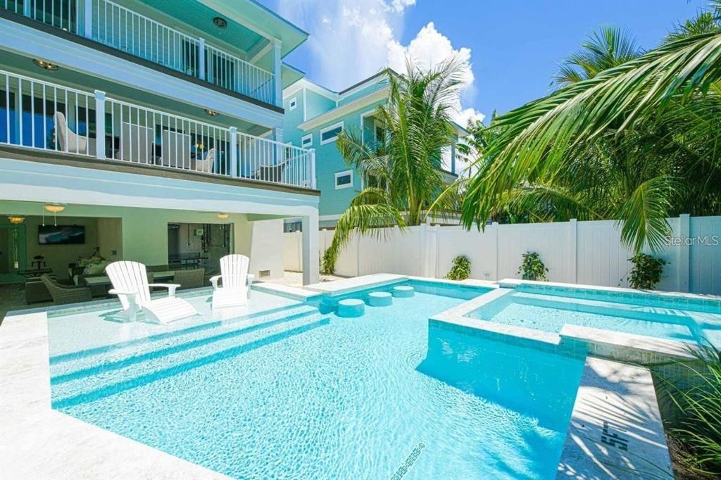 For Sale: $5,395,000 (9 beds, 8 baths, 4055 Square Feet)