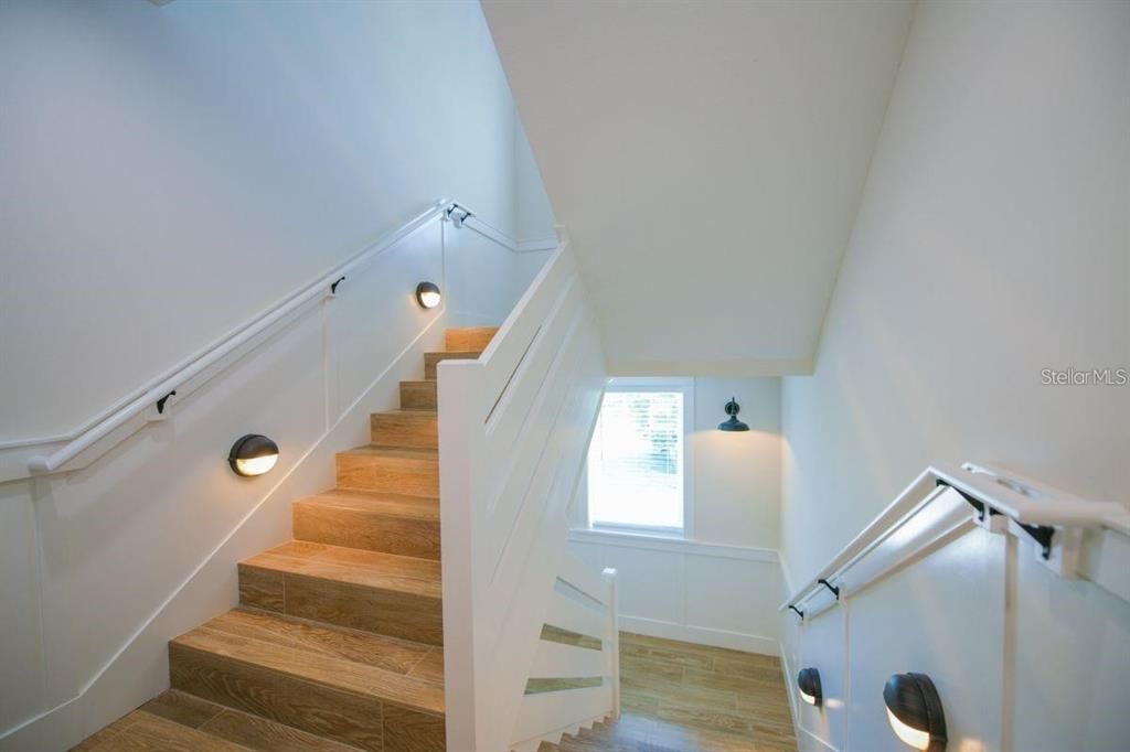 For Sale: $5,395,000 (9 beds, 8 baths, 4055 Square Feet)