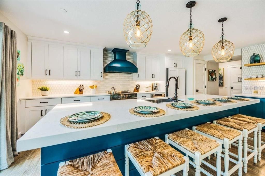 For Sale: $5,395,000 (9 beds, 8 baths, 4055 Square Feet)