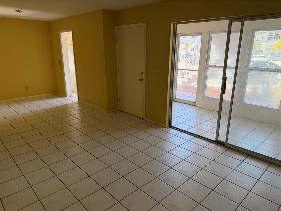 En Venta: $94,000 (2 camas, 1 baños, 840 Pies cuadrados)