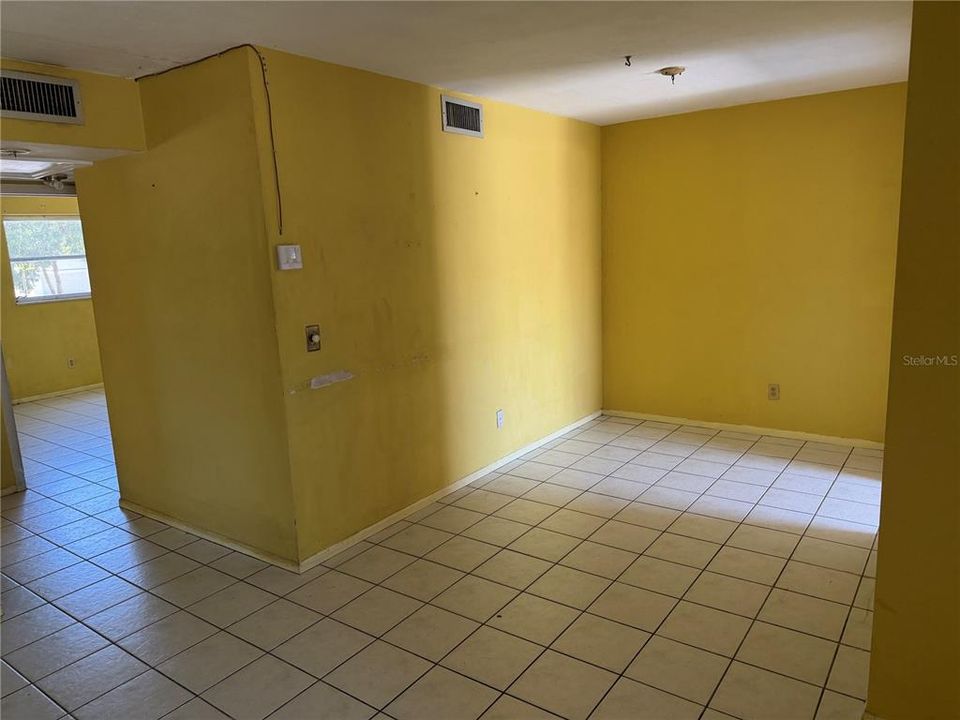 En Venta: $94,000 (2 camas, 1 baños, 840 Pies cuadrados)