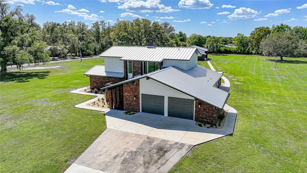 На продажу: $895,000 (3 спален, 2 ванн, 3115 Квадратных фут)