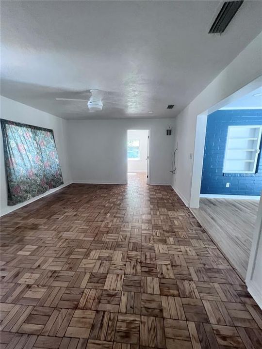 En Renta: $4,500 (6 camas, 3 baños, 1530 Pies cuadrados)