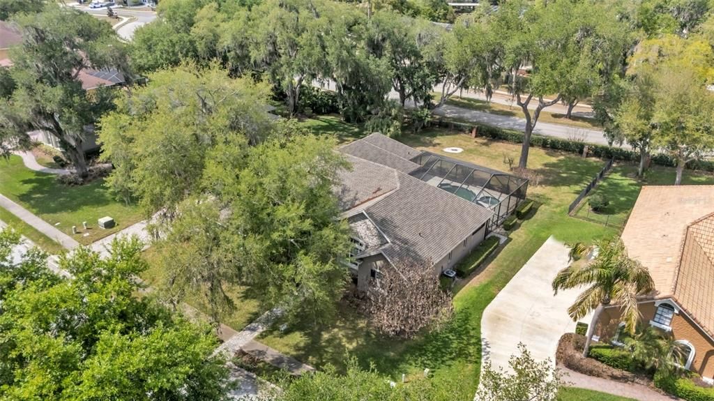 На продажу: $649,900 (5 спален, 3 ванн, 2712 Квадратных фут)