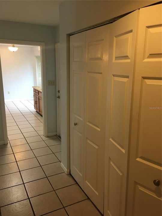 В аренду: $2,700 (4 спален, 2 ванн, 1464 Квадратных фут)