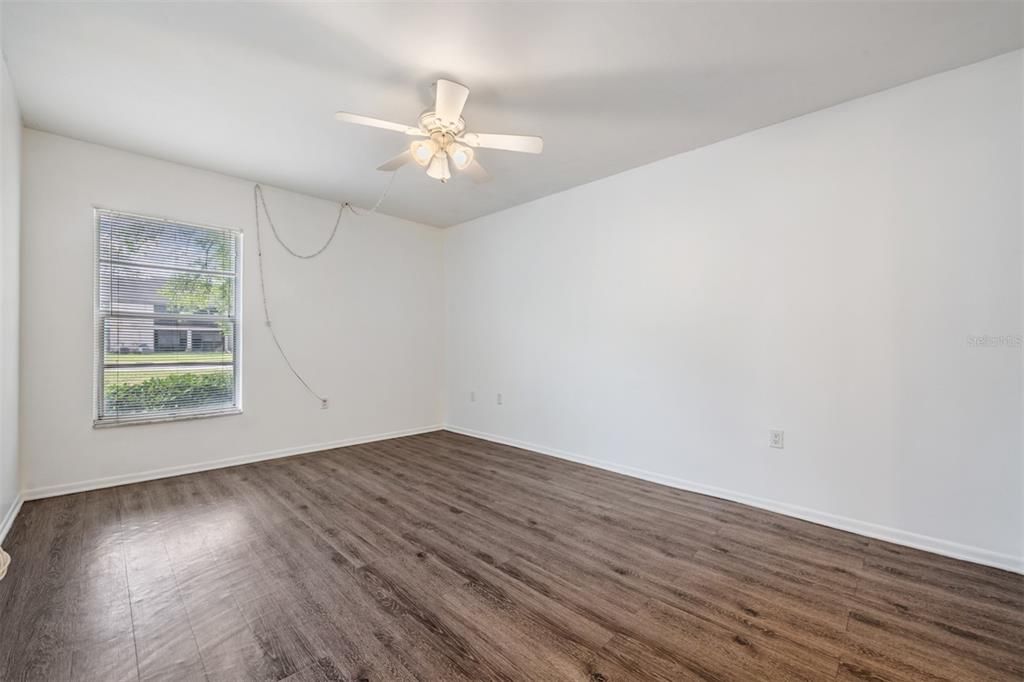En Venta: $129,000 (2 camas, 2 baños, 912 Pies cuadrados)