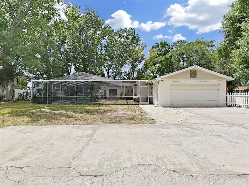 En Venta: $639,000 (4 camas, 2 baños, 1822 Pies cuadrados)