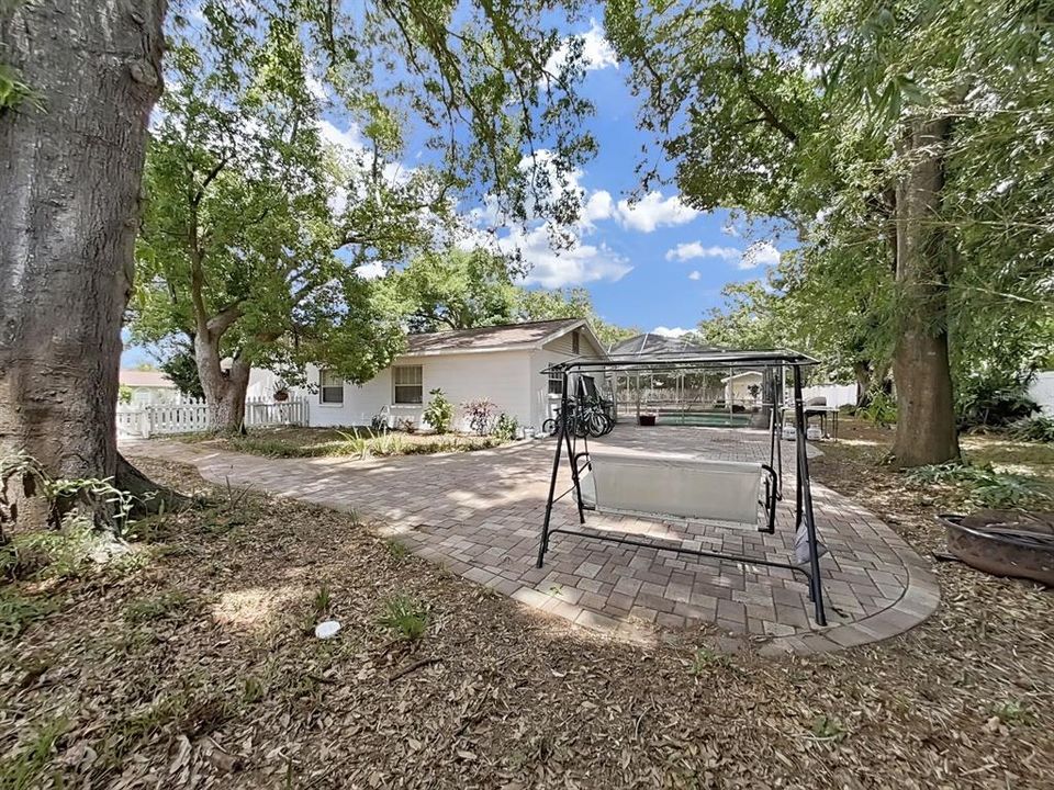 En Venta: $639,000 (4 camas, 2 baños, 1822 Pies cuadrados)