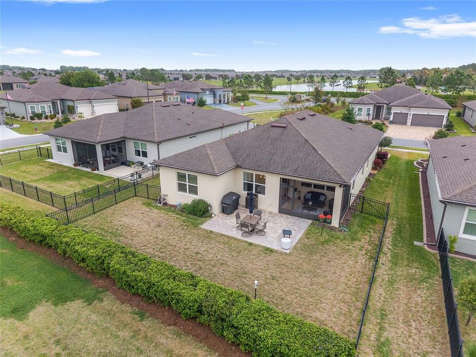 Activo con contrato: $435,000 (2 camas, 2 baños, 1923 Pies cuadrados)