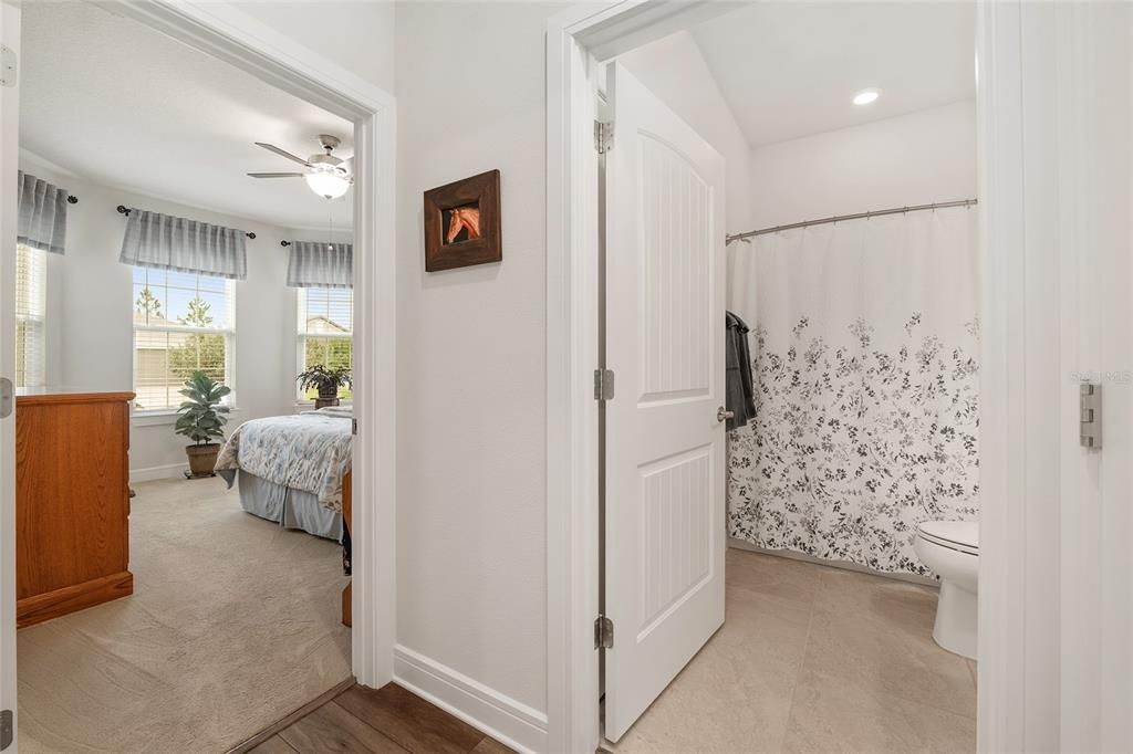 Activo con contrato: $435,000 (2 camas, 2 baños, 1923 Pies cuadrados)