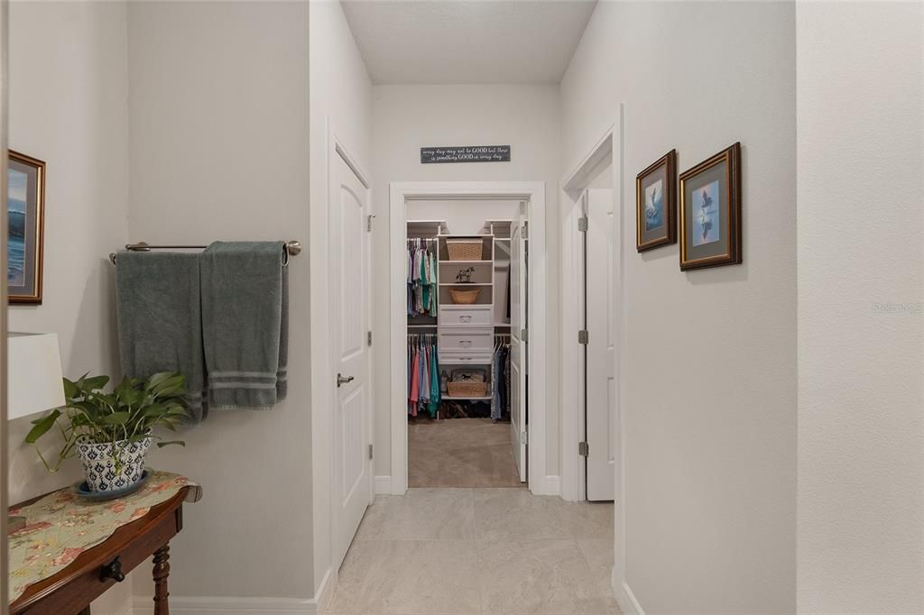 Activo con contrato: $435,000 (2 camas, 2 baños, 1923 Pies cuadrados)