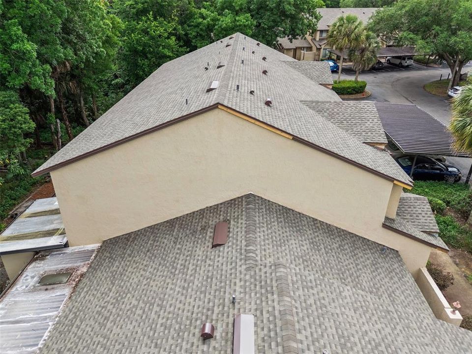 Под контрактом: $275,000 (3 спален, 2 ванн, 1460 Квадратных фут)