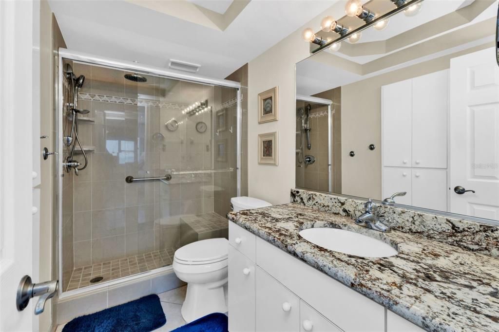 На продажу: $850,000 (2 спален, 2 ванн, 1340 Квадратных фут)