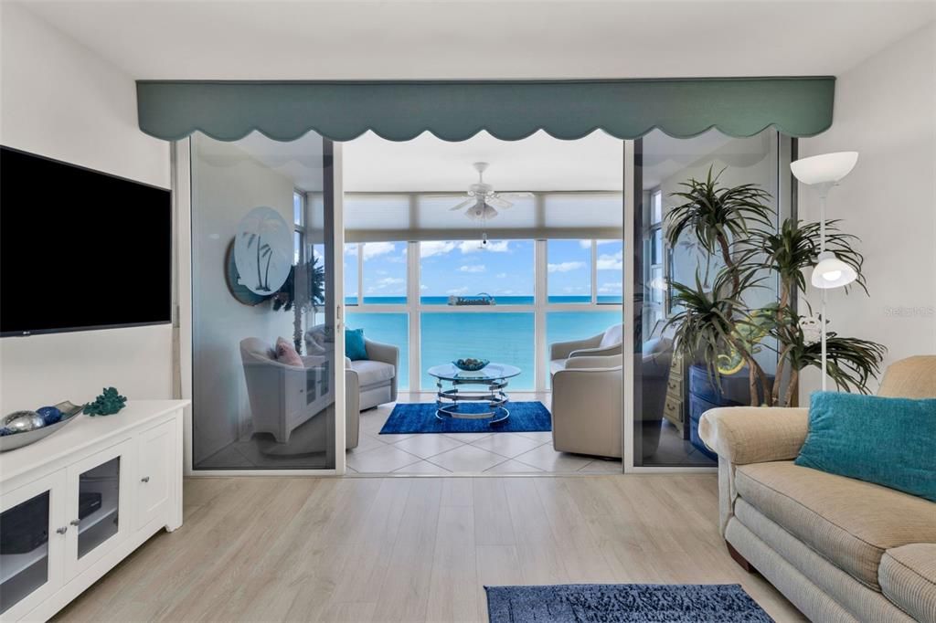 На продажу: $850,000 (2 спален, 2 ванн, 1340 Квадратных фут)