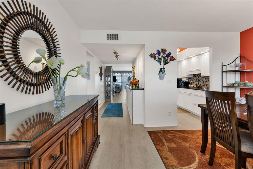 На продажу: $850,000 (2 спален, 2 ванн, 1340 Квадратных фут)