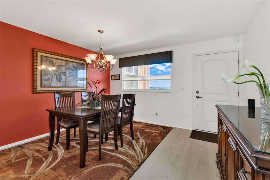 На продажу: $850,000 (2 спален, 2 ванн, 1340 Квадратных фут)