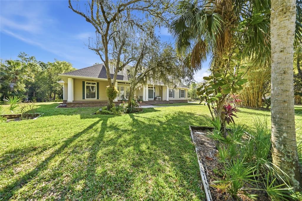 En Venta: $749,000 (3 camas, 2 baños, 2487 Pies cuadrados)