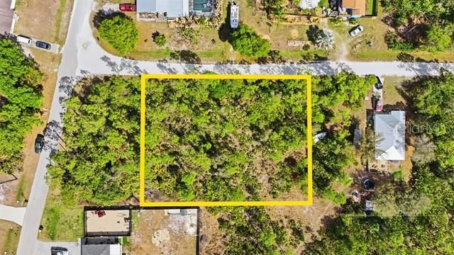 На продажу: $55,000 (0.56 acres)