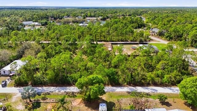 На продажу: $55,000 (0.56 acres)