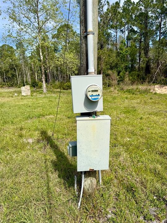 待售: $115,000 (4.40 acres)