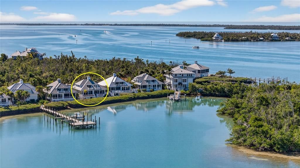 На продажу: $1,124,900 (2 спален, 2 ванн, 1366 Квадратных фут)