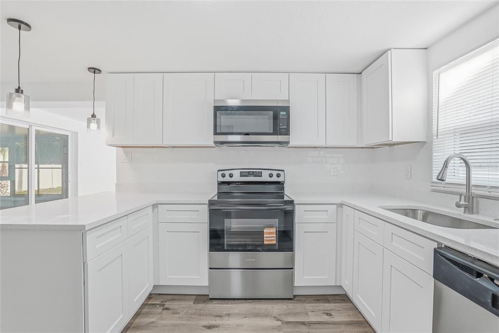 En Venta: $215,000 (2 camas, 2 baños, 1226 Pies cuadrados)