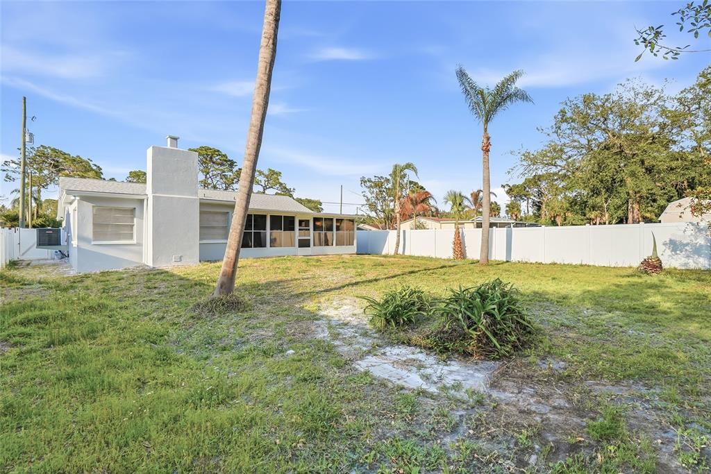 En Venta: $215,000 (2 camas, 2 baños, 1226 Pies cuadrados)