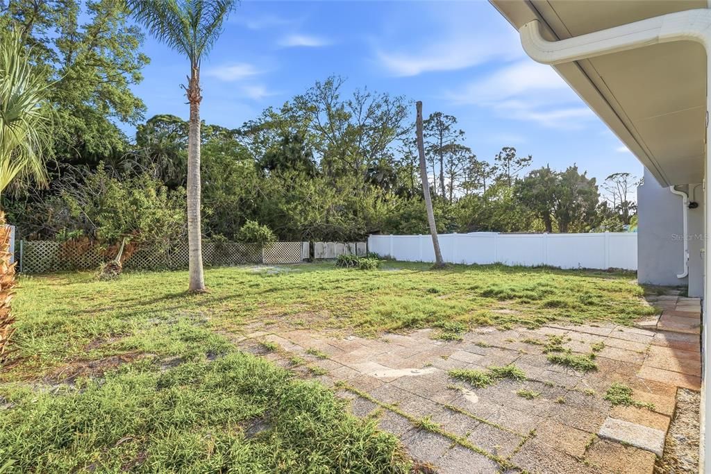 En Venta: $215,000 (2 camas, 2 baños, 1226 Pies cuadrados)