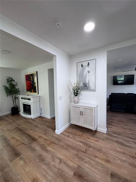 En Venta: $329,000 (2 camas, 1 baños, 1530 Pies cuadrados)