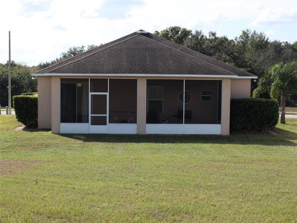 For Sale: $299,950 (4 beds, 2 baths, 1869 Square Feet)