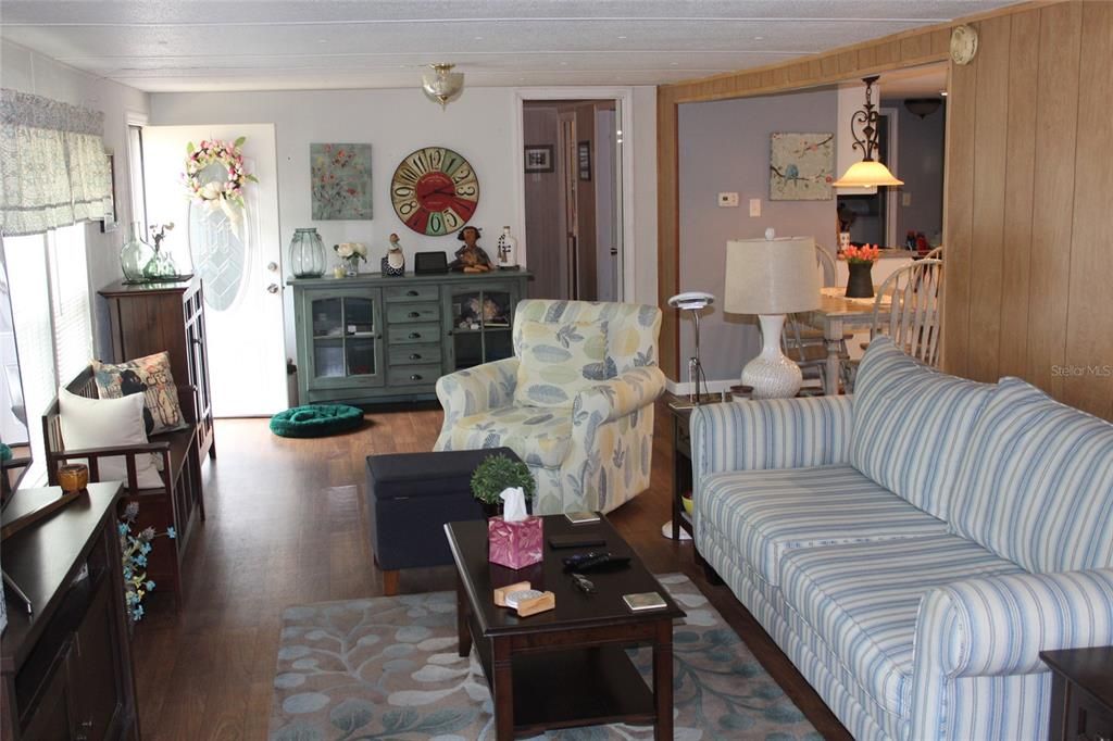 En Venta: $160,000 (3 camas, 2 baños, 1344 Pies cuadrados)