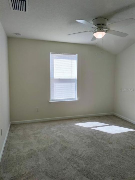 En Renta: $1,300 (3 camas, 1 baños, 624 Pies cuadrados)