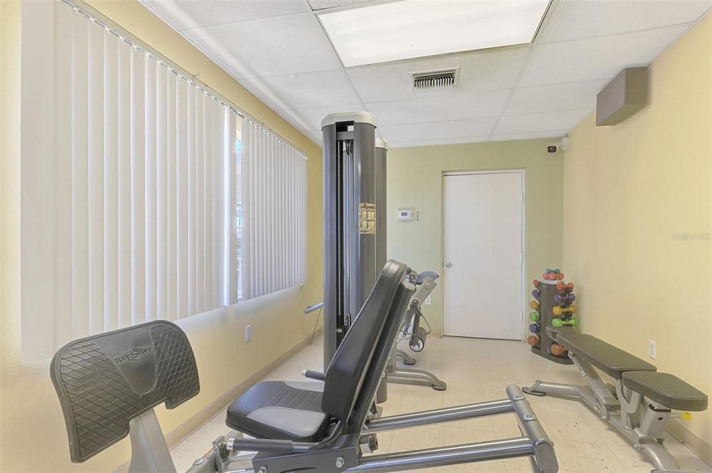 На продажу: $189,000 (4 спален, 2 ванн, 1344 Квадратных фут)