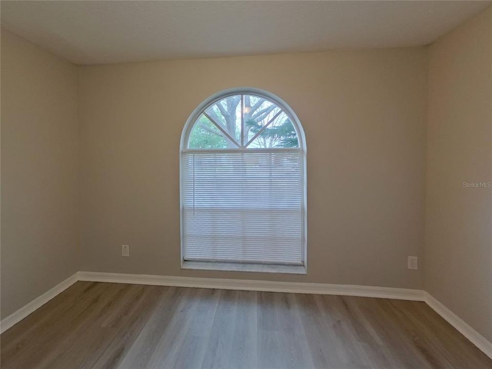 Active With Contract: $2,229 (3 beds, 2 baths, 1653 Square Feet)