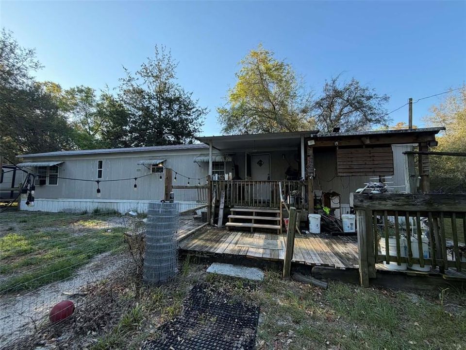 Vendido Recientemente: $149,000 (2 camas, 2 baños, 924 Pies cuadrados)
