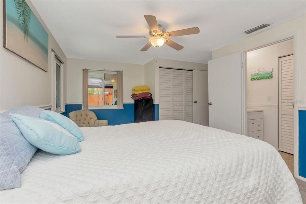 Activo con contrato: $475,000 (3 camas, 2 baños, 1570 Pies cuadrados)