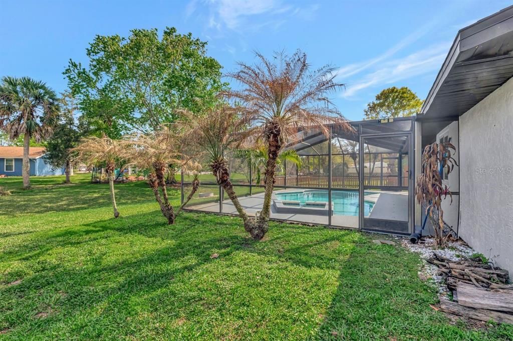 Activo con contrato: $475,000 (3 camas, 2 baños, 1570 Pies cuadrados)