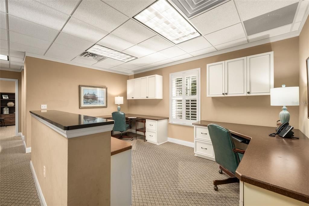For Sale: $405,000 (0 beds, 0 baths, 1944 Square Feet)