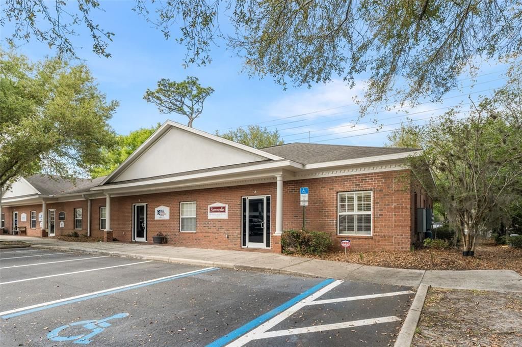 For Sale: $405,000 (0 beds, 0 baths, 1944 Square Feet)