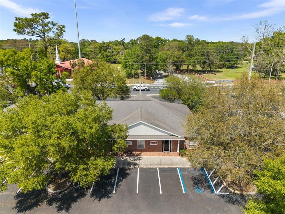 For Sale: $405,000 (0 beds, 0 baths, 1944 Square Feet)