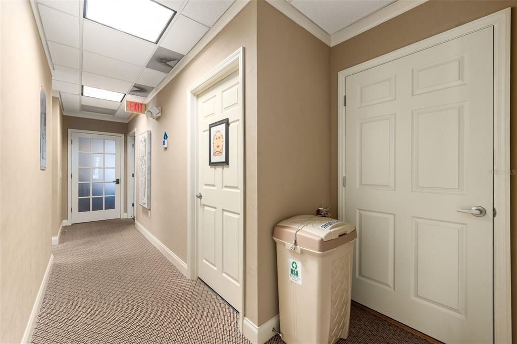 For Sale: $405,000 (0 beds, 0 baths, 1944 Square Feet)