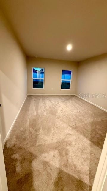 For Rent: $2,200 (4 beds, 2 baths, 1722 Square Feet)