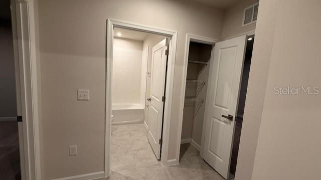 For Rent: $2,200 (4 beds, 2 baths, 1722 Square Feet)