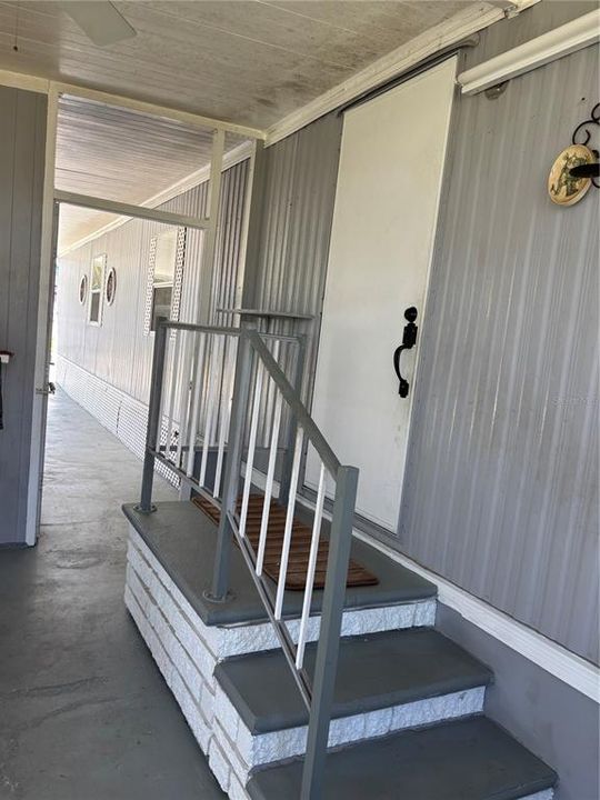 Activo con contrato: $89,900 (2 camas, 2 baños, 728 Pies cuadrados)